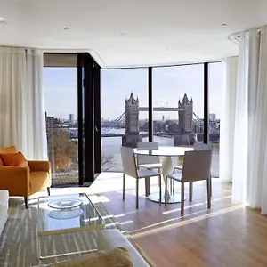 5* Hotel apartamentowy Cheval Three Quays At The Tower Of